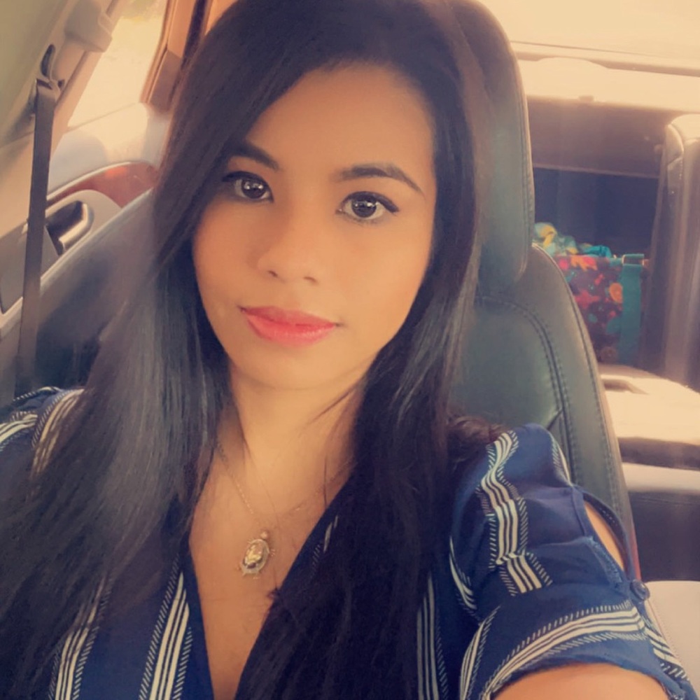 Meet your Posher, Mayra